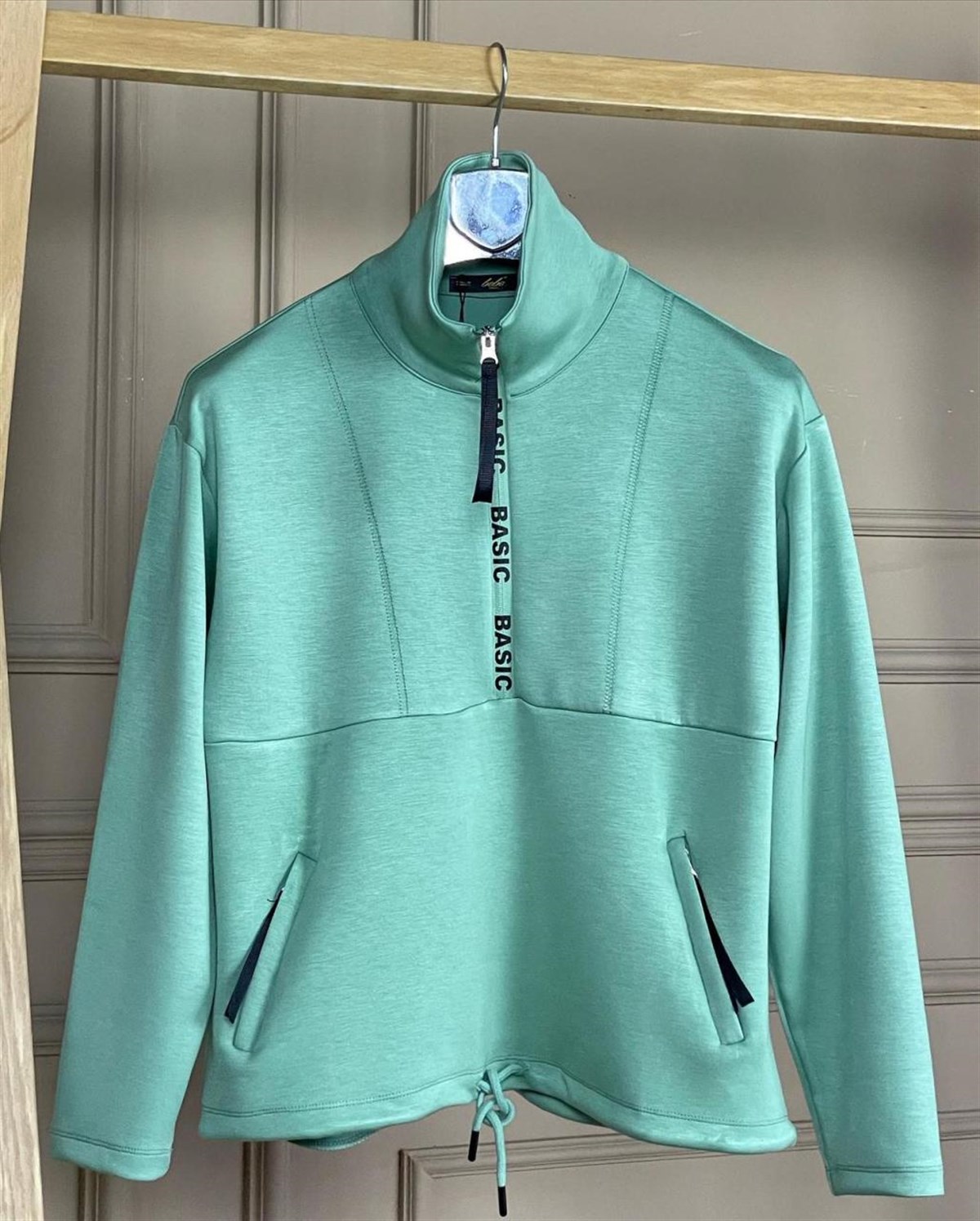 Yumuşak Dokulu Sweatshirt (MİNT YEŞİLİ)