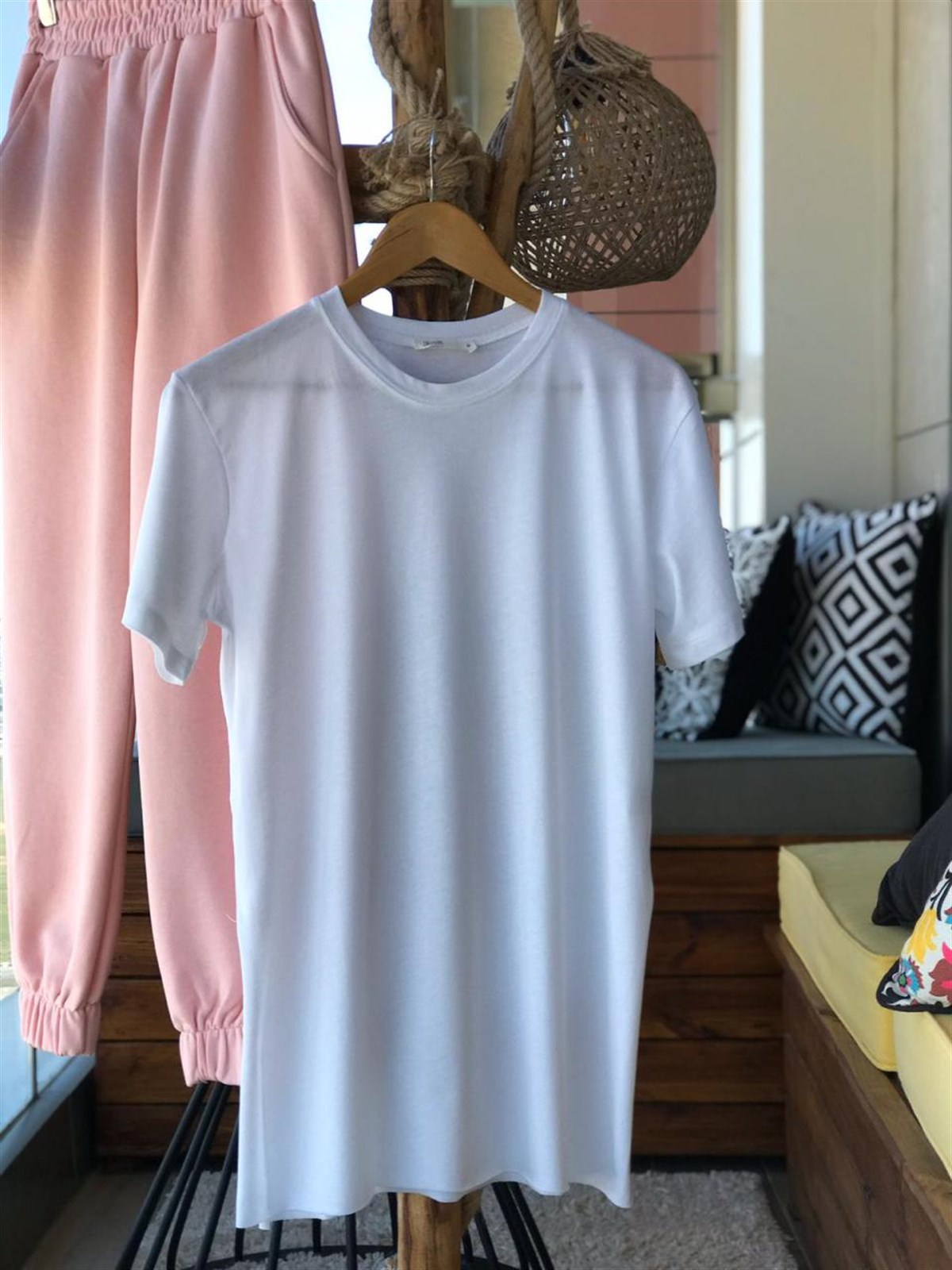 Yuvarlak Yaka Uzun Penye Basic Tshirt (BEYAZ)