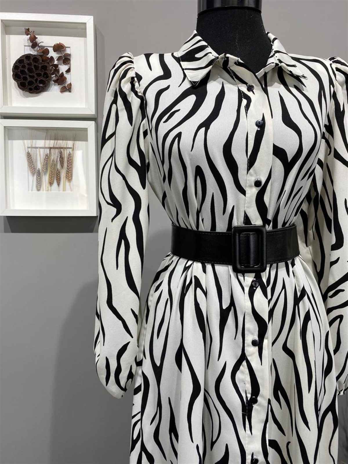 Zebra Desen Altı Fırfırlı Gömlek Elbise