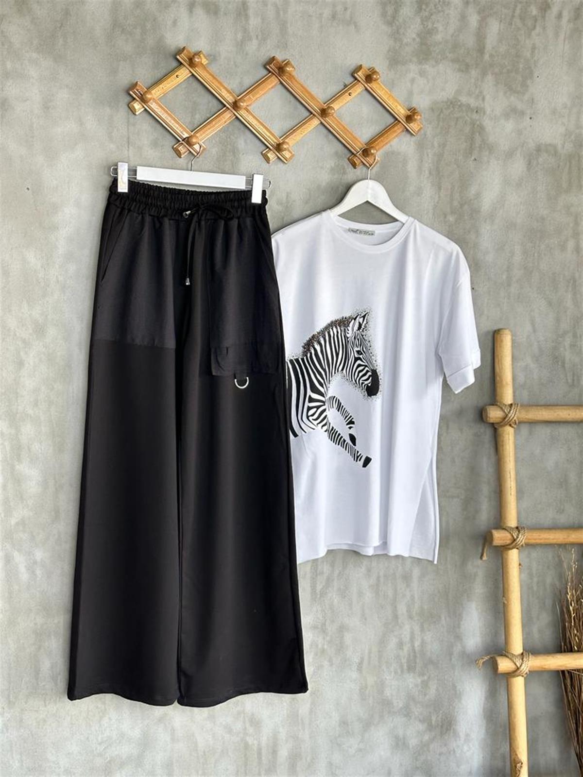 Zebra Desen Taş İşlemeli Yanı Yırtmaçlı Tunik Tişört (Beyaz)