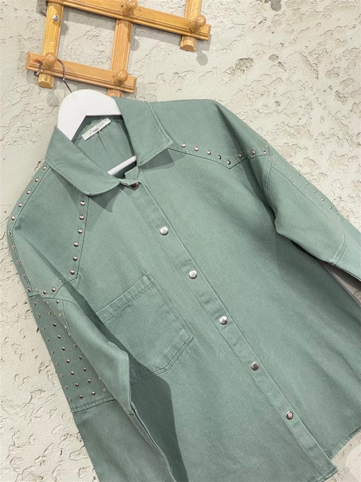 Zımba Detaylı Gabardin Gömlek (Mint)