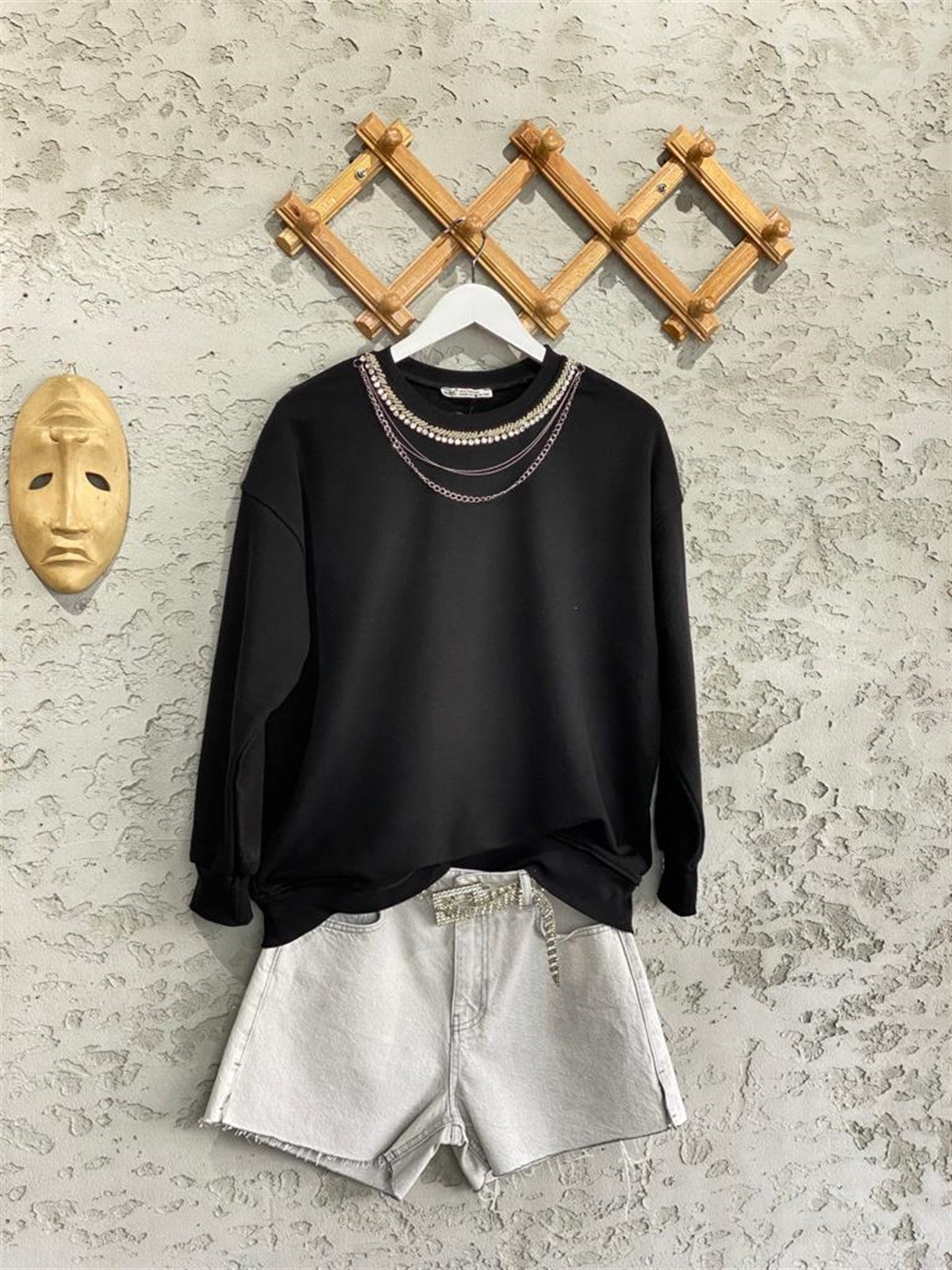 Zincir Salkımlı Kristal Taşlı Sweat (Siyah)