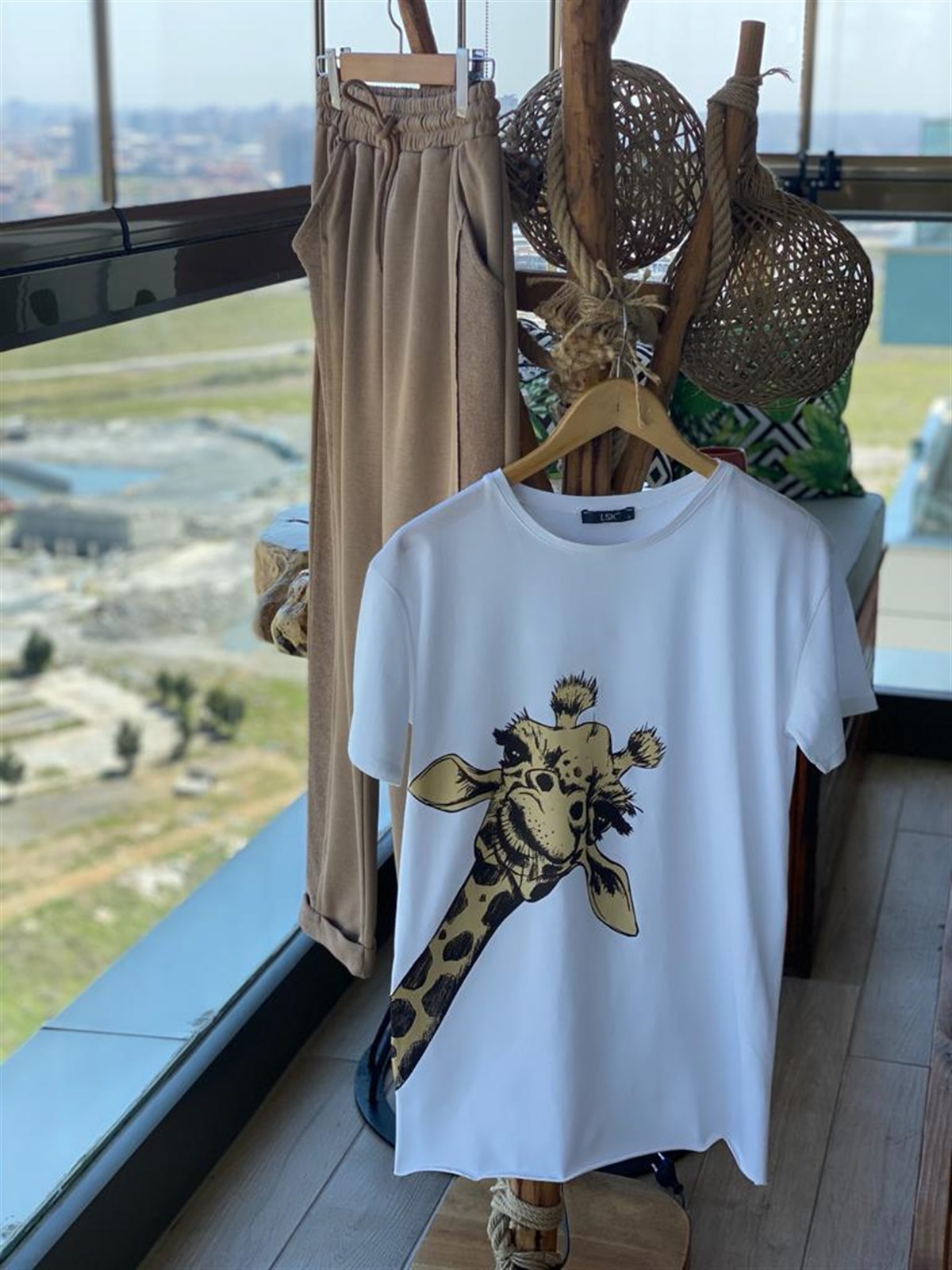 Zürafa Baskılı Tshirt
