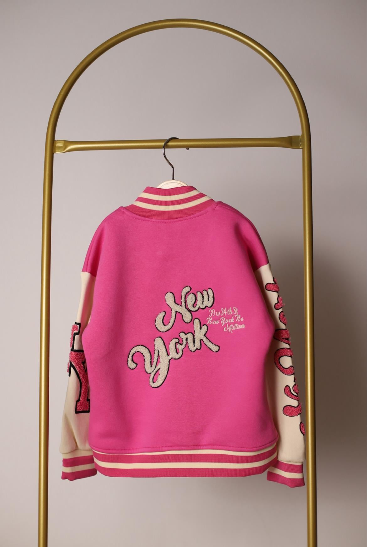 Pembe-Açık Pembe  New York Kolej Montu