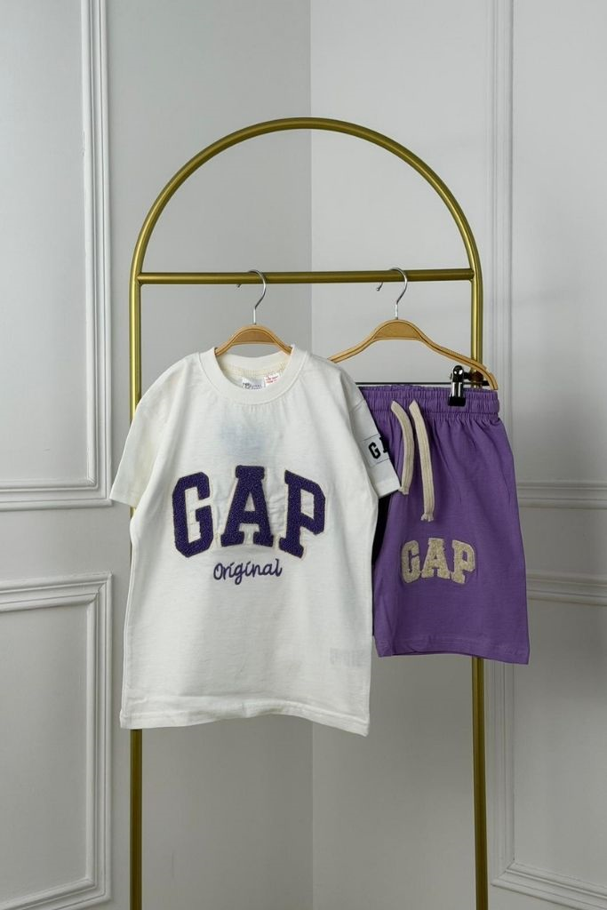 Punch İşlemeli Gap Şortlu Takım