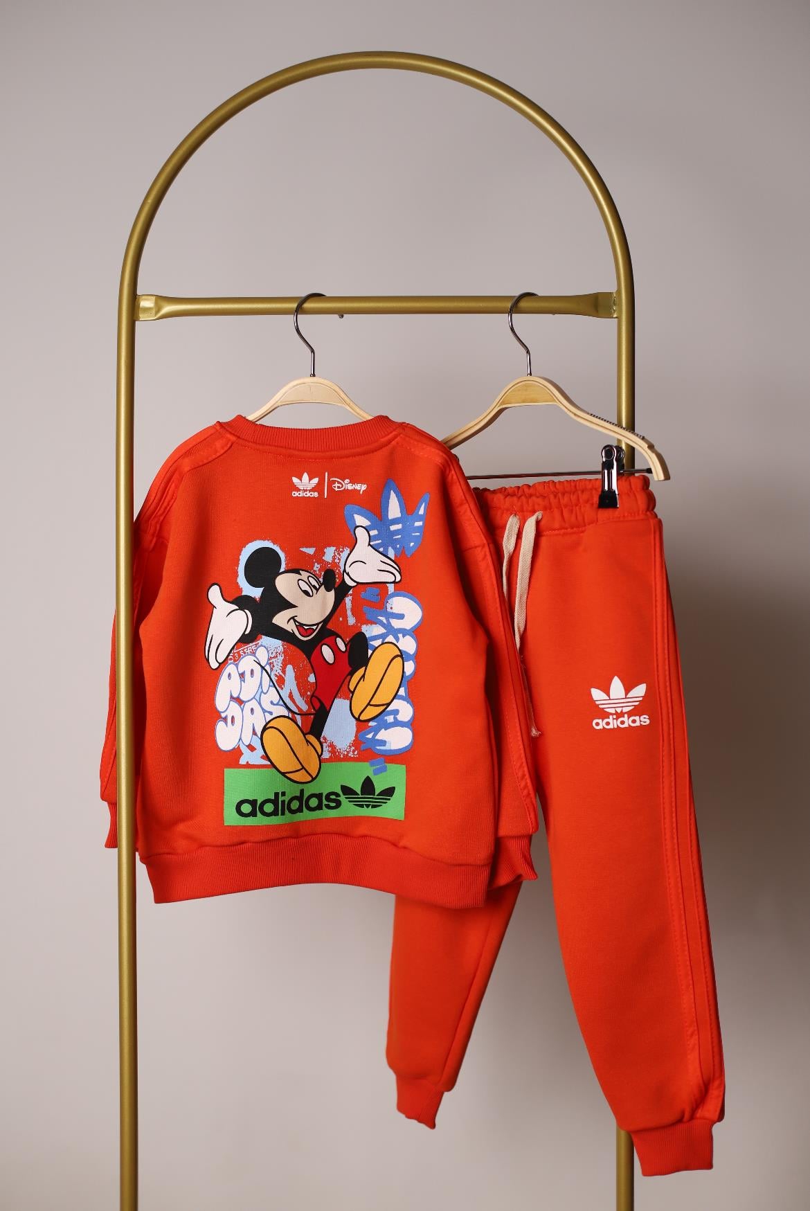 Sporcu Mickey Logo Detaylı Eşofman Takımı