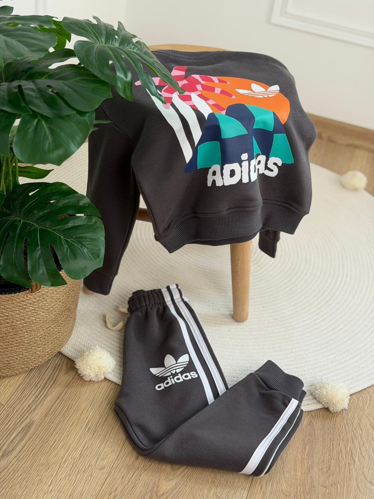 Tropikal Spor Logo Baskılı Eşofman Takımı