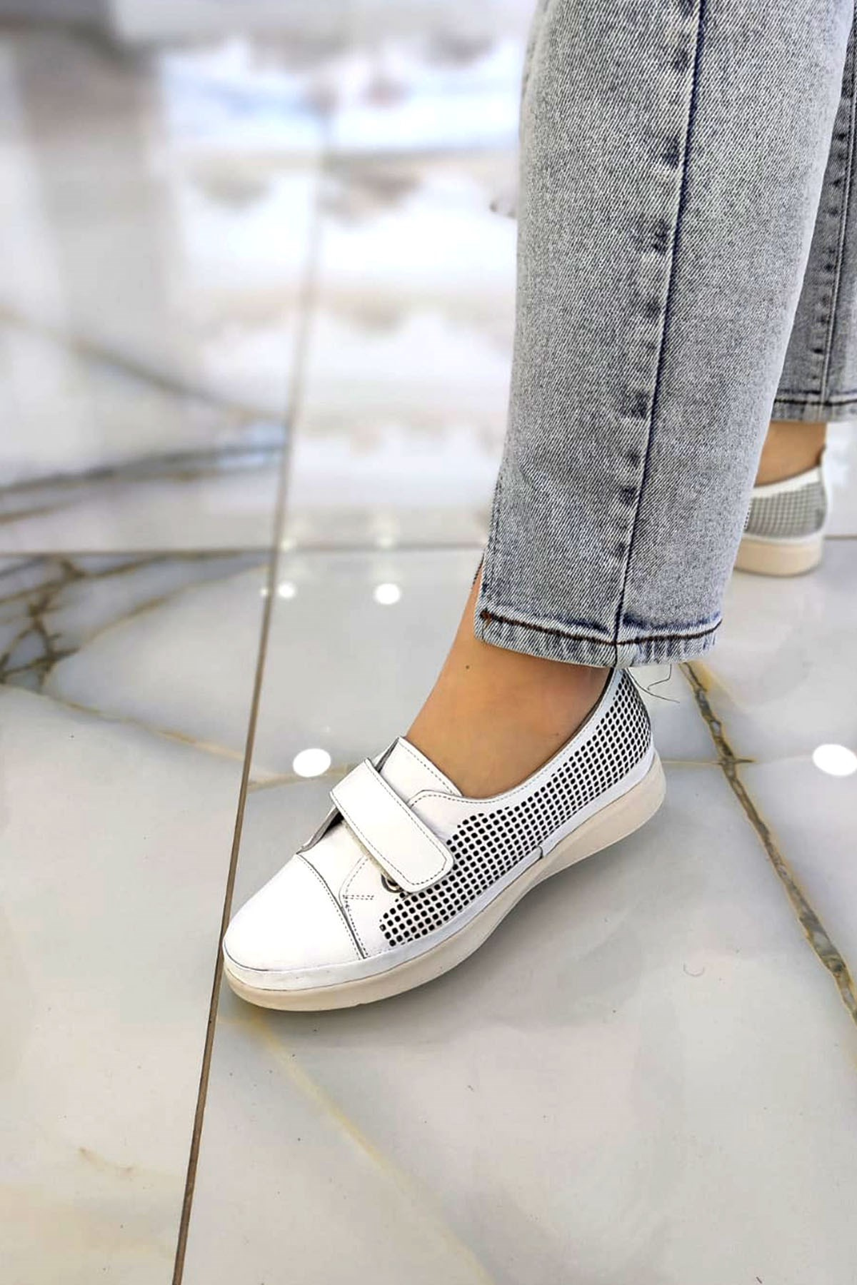 PERLA HAKİKİ DERİ COMFORT KADIN GÜNLÜK AYAKKABI CİLT BEYAZ