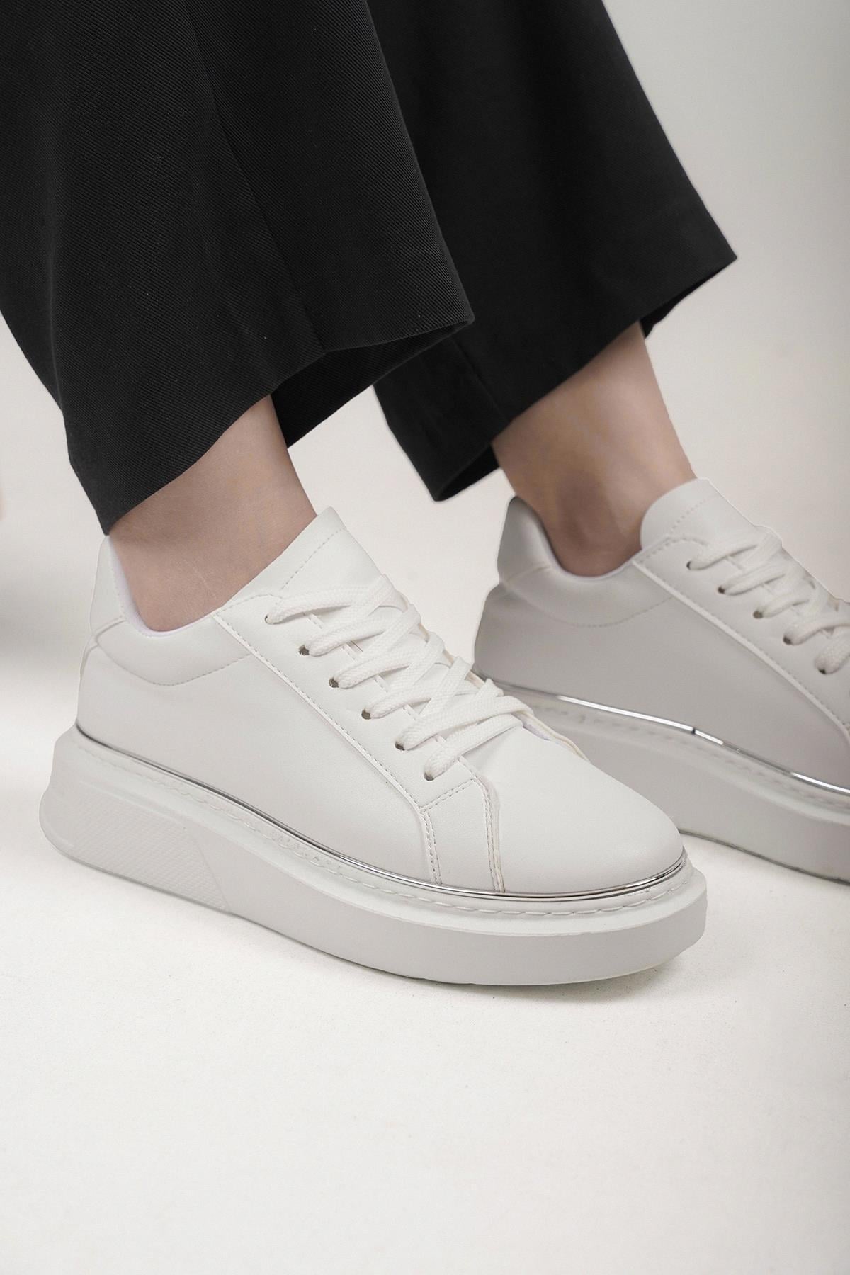 ADRİANA TABAN METAL ŞERİT DETAYLI KADIN SPOR AYAKKABI BEYAZ