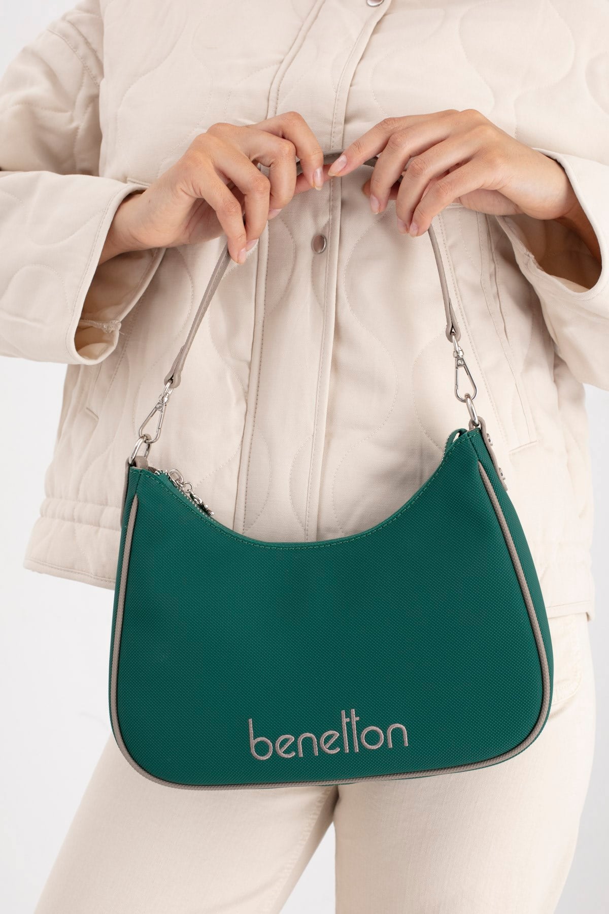 BENETTON KADIN KOL ÇANTASI BNT1690 ZÜMRÜT KOYU TAŞ