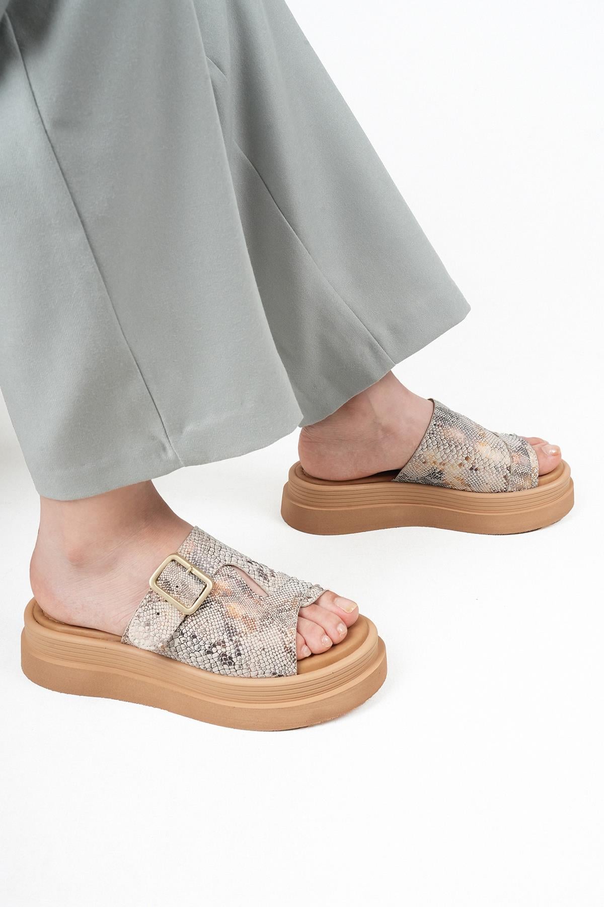 ADDİE YILAN DERİ HAKİKİ DERİ KADIN TERLİK BEJ