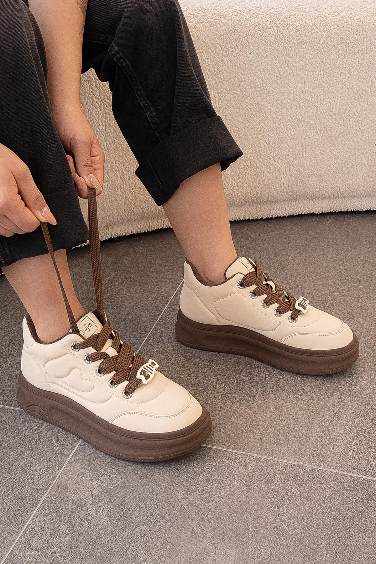 SHERİ GUJA İTHAL ÖZEL SERİ YUMUŞAK DERİ KADIN SPOR BOT KAHVE