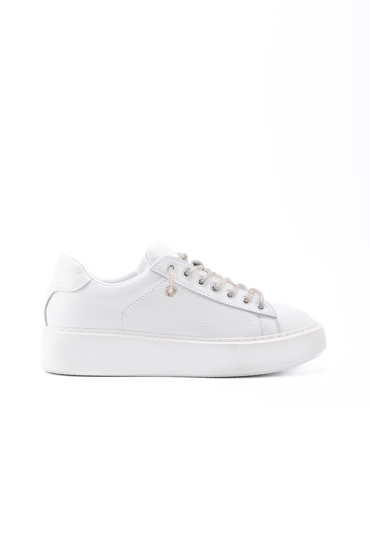 Pera Beyaz Sneaker