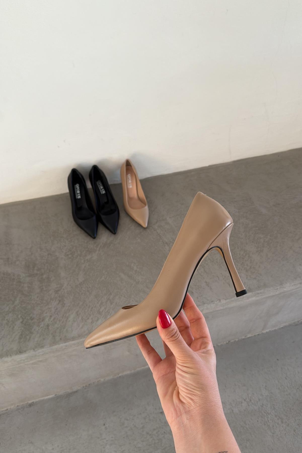 Lua Nude Stiletto