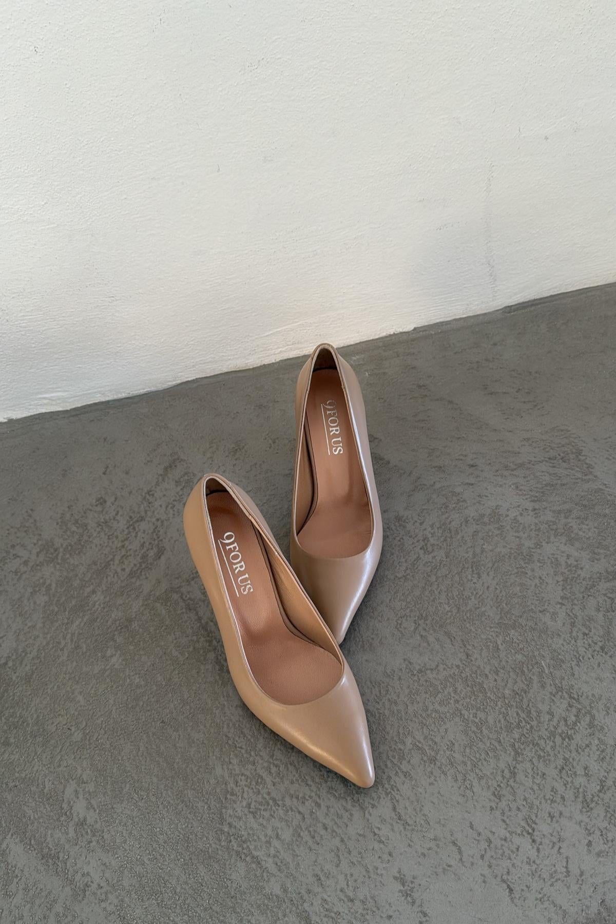 Lua Nude Stiletto