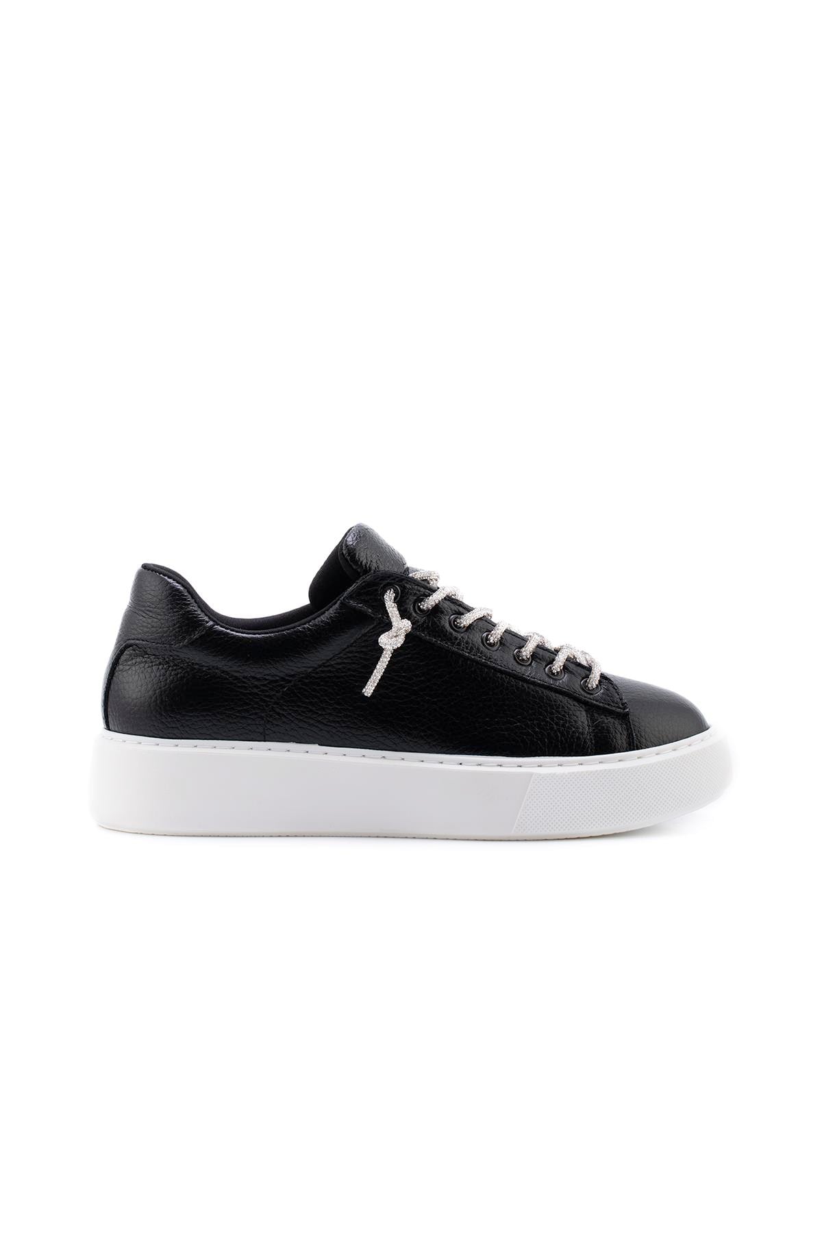 Pera Siyah Sneaker