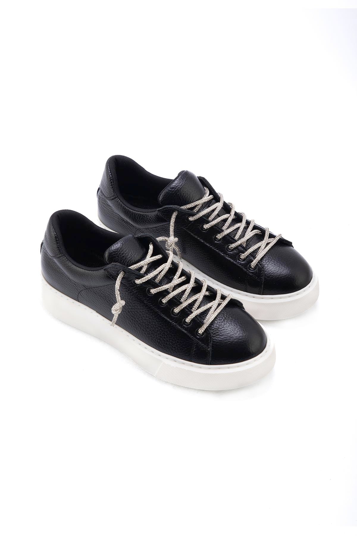 Pera Siyah Sneaker