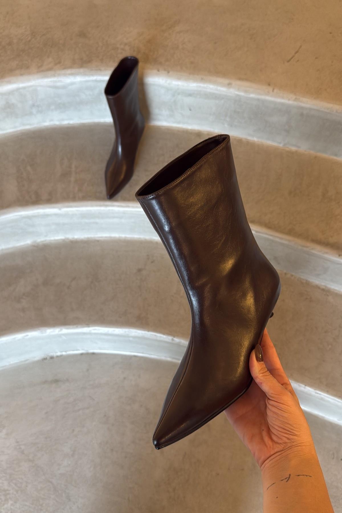 Sarah Acı Kahve Bootie