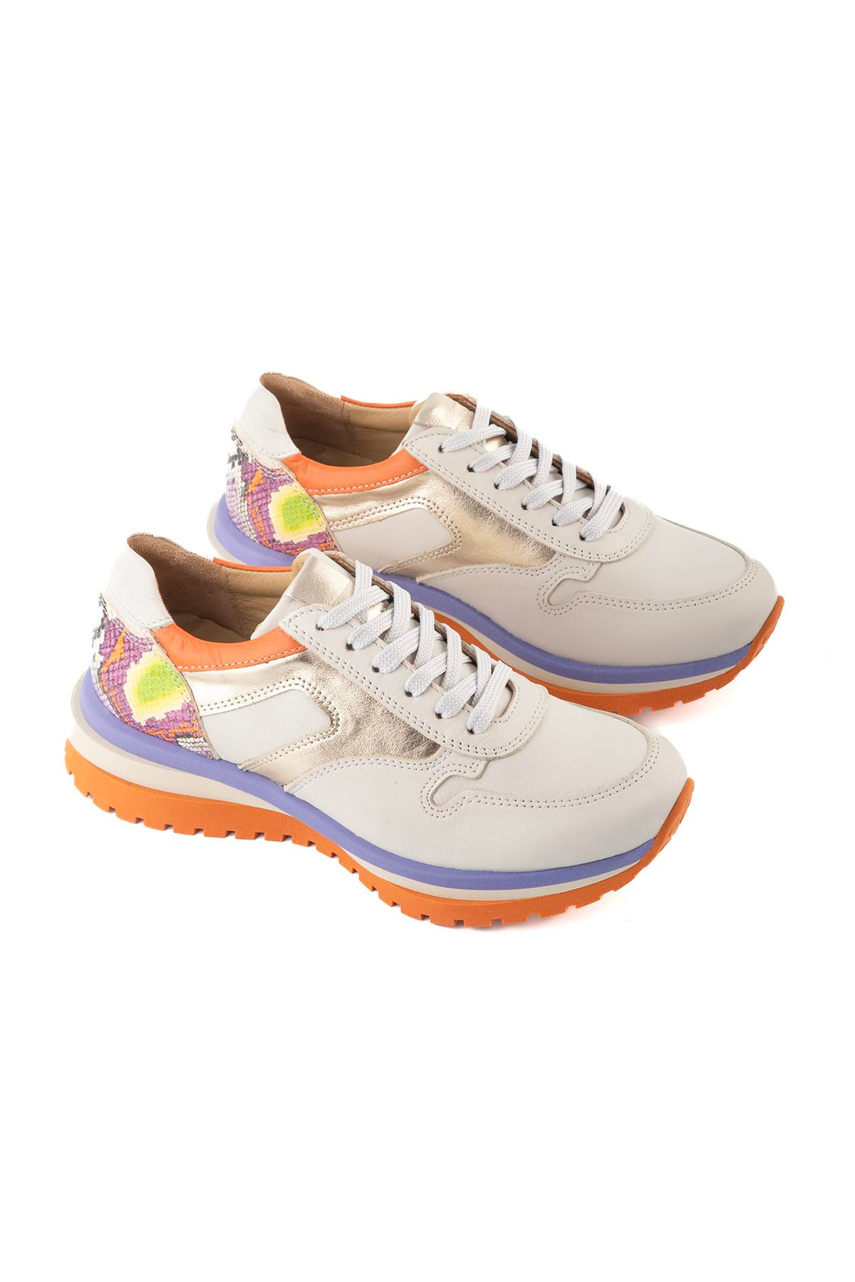 Scarlett Off&White Sneaker