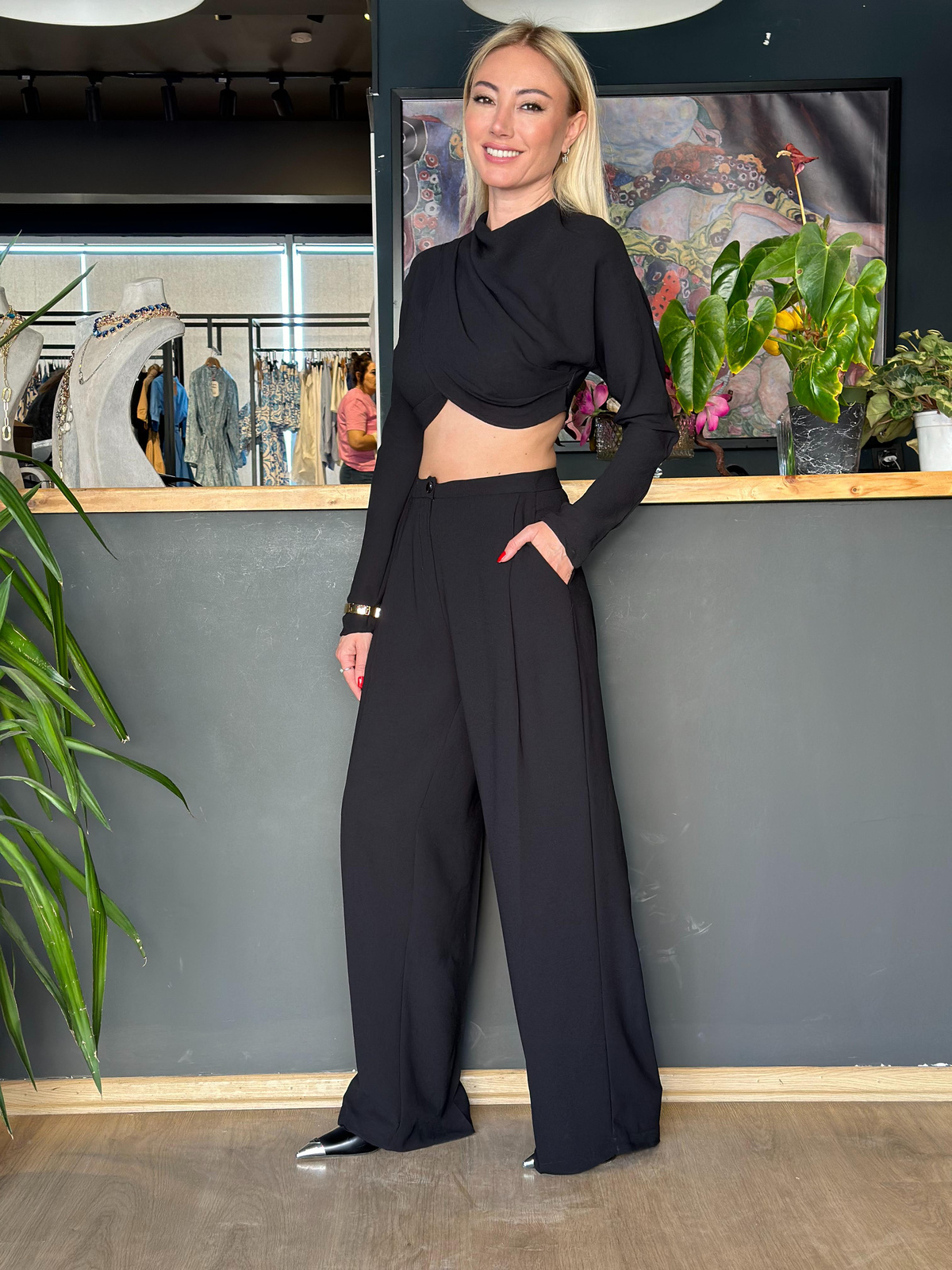 Siyah Crop Pantolon Takım