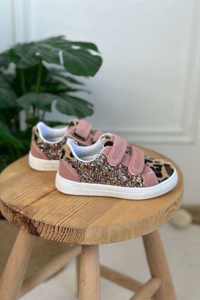 %100 Deri, Pembe Leopar Ve Yaldız Detaylı Ortopedik Taban Sneaker