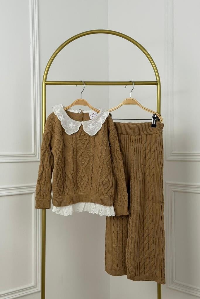 Dantel İşlemeli Triko Takım