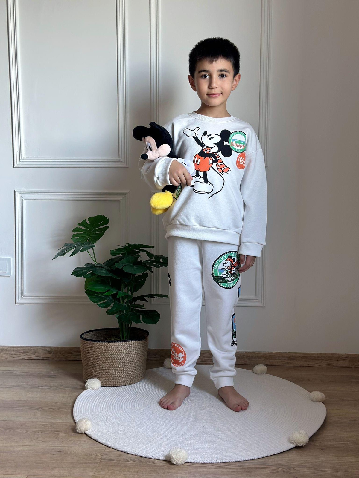 Disney Mickey Mouse Sırt Baskılı Eşofman Takımı