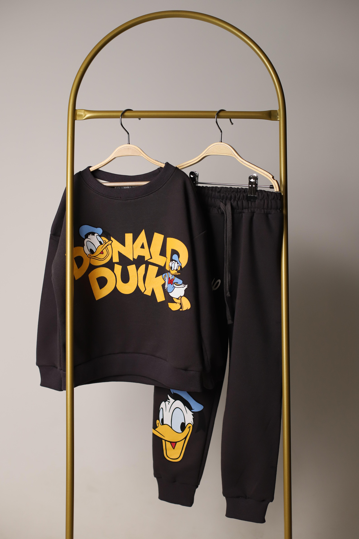 Donald Duck Kareli Sırt Baskılı Eşofman Takımı