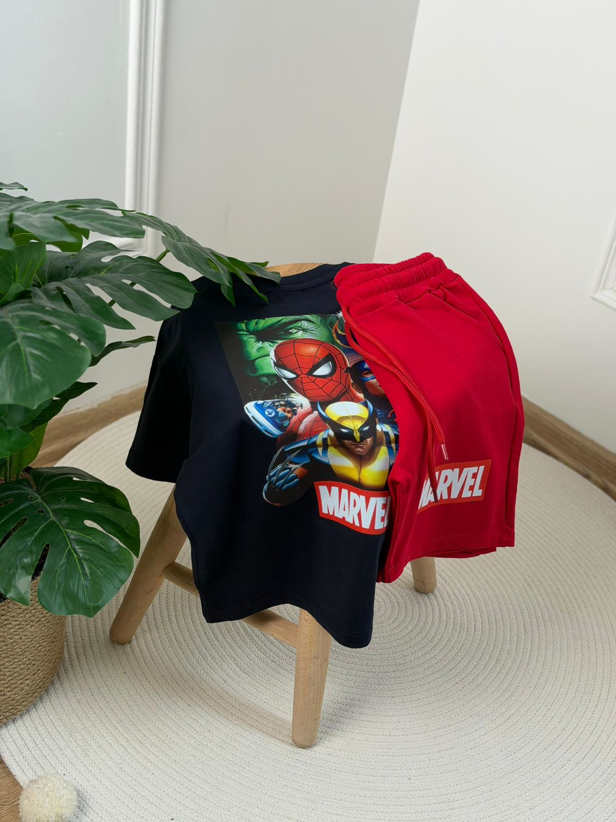 Marvel Heroes Şortlu Takım