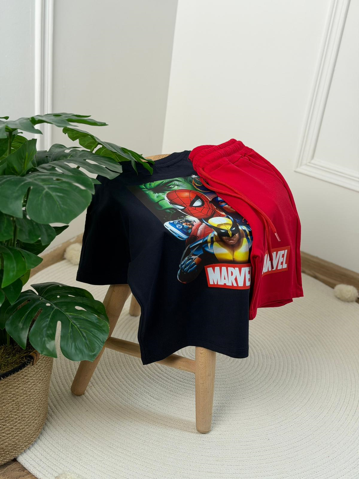 Marvel Heroes Şortlu Takım