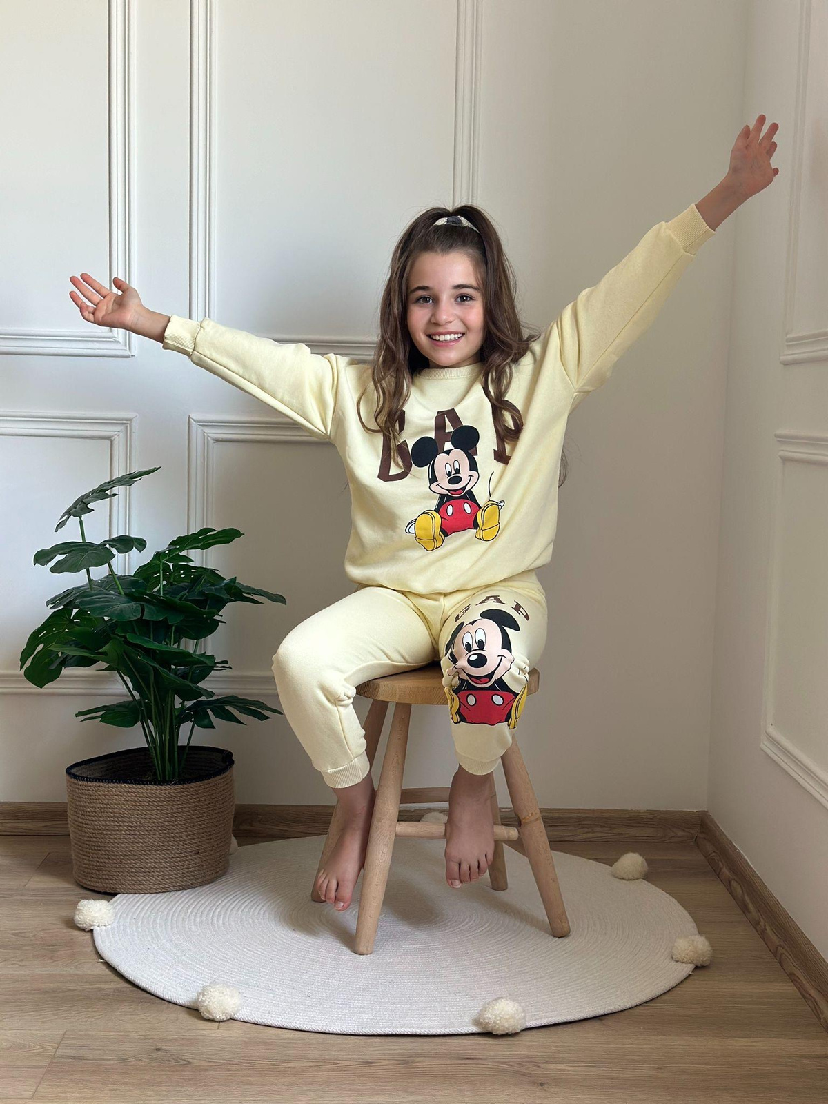 Mickey Mouse Detaylı Eşofman Takımı