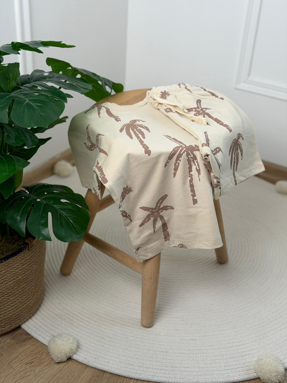 Palmiye Baskılı Şortlu Takım