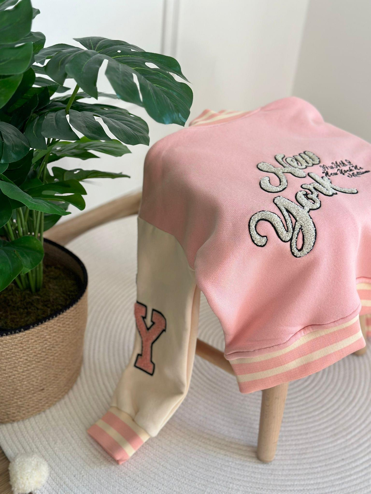 Pembe-Açık Pembe  New York Kolej Montu