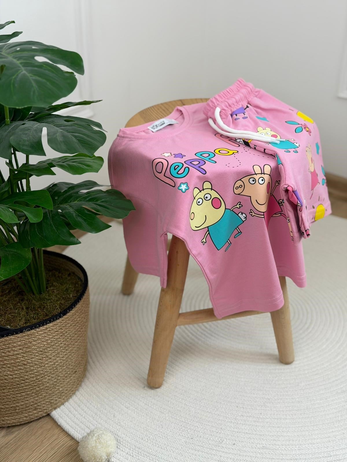 Peppa Pig Şortlu Takım