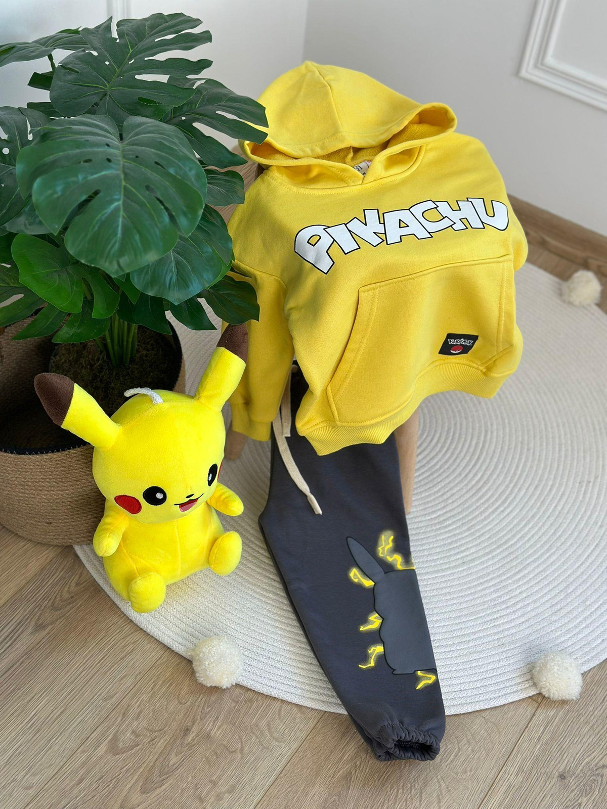 Pikachu Baskılı Eşofman Takımı