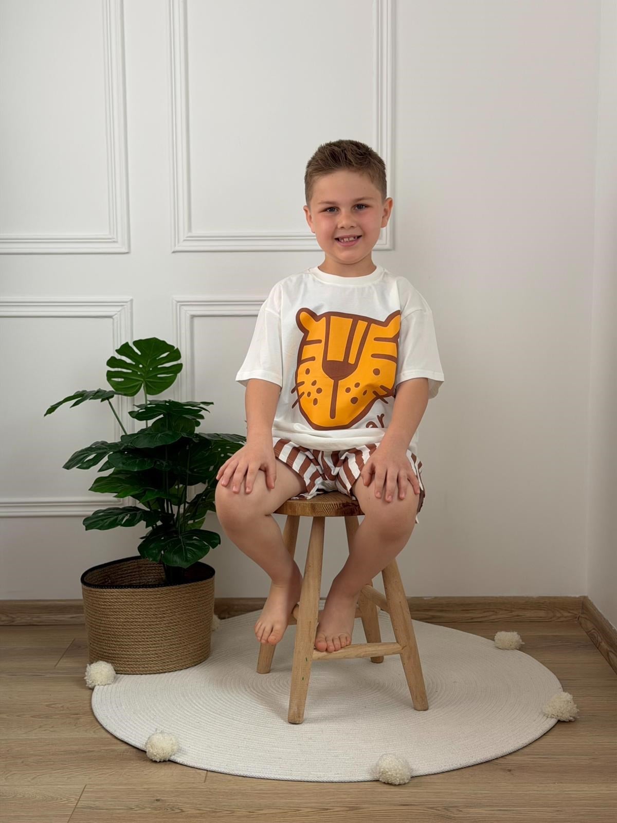 Roar Baskılı Şortlu Takım