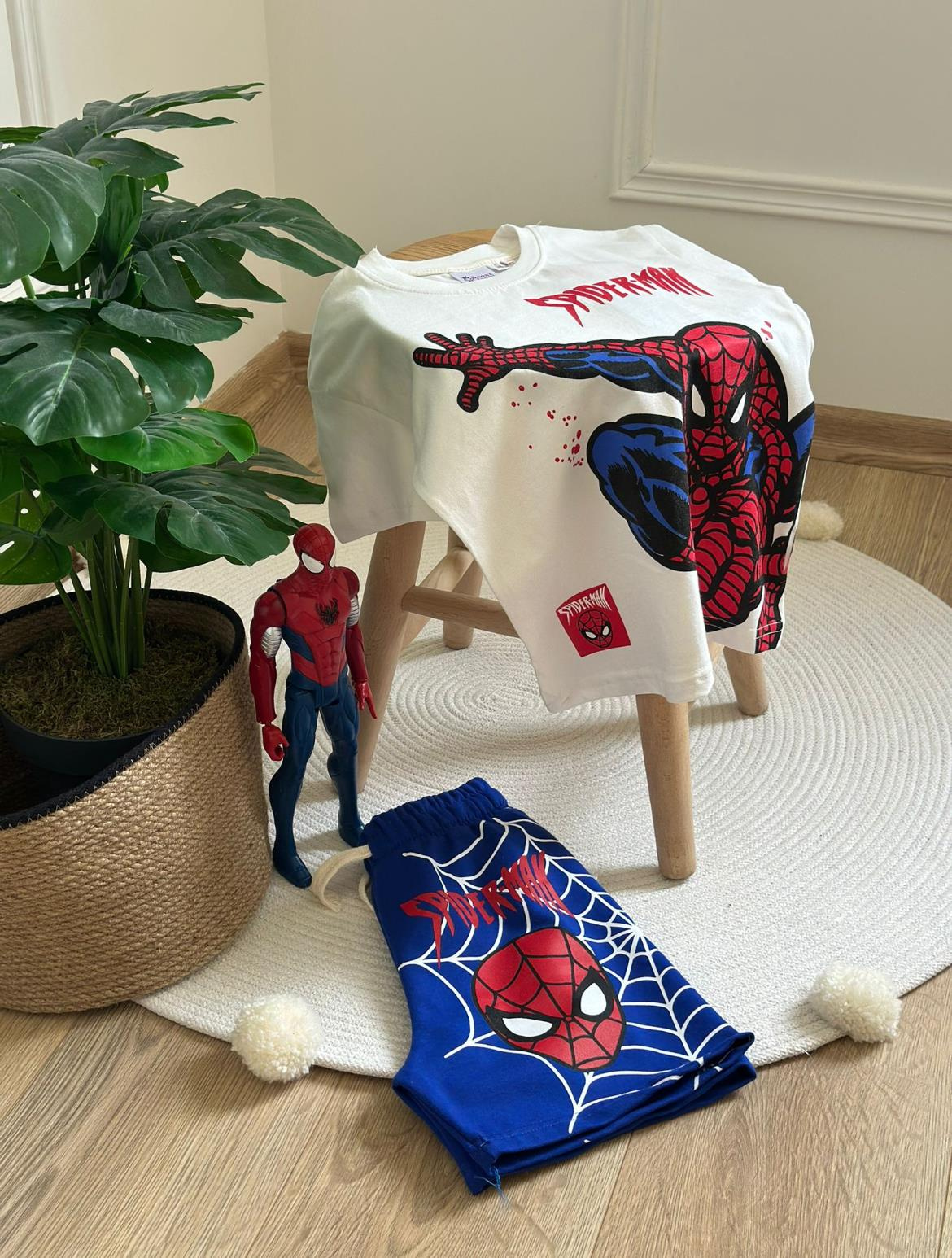 Spiderman Şortlu Takım