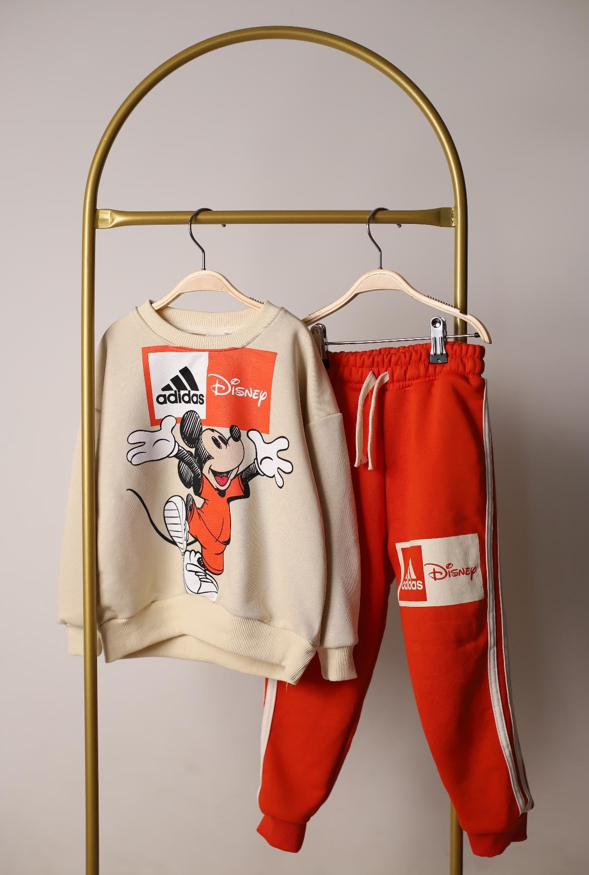 Sporcu Mickey Logo Detaylı Eşofman Takımı
