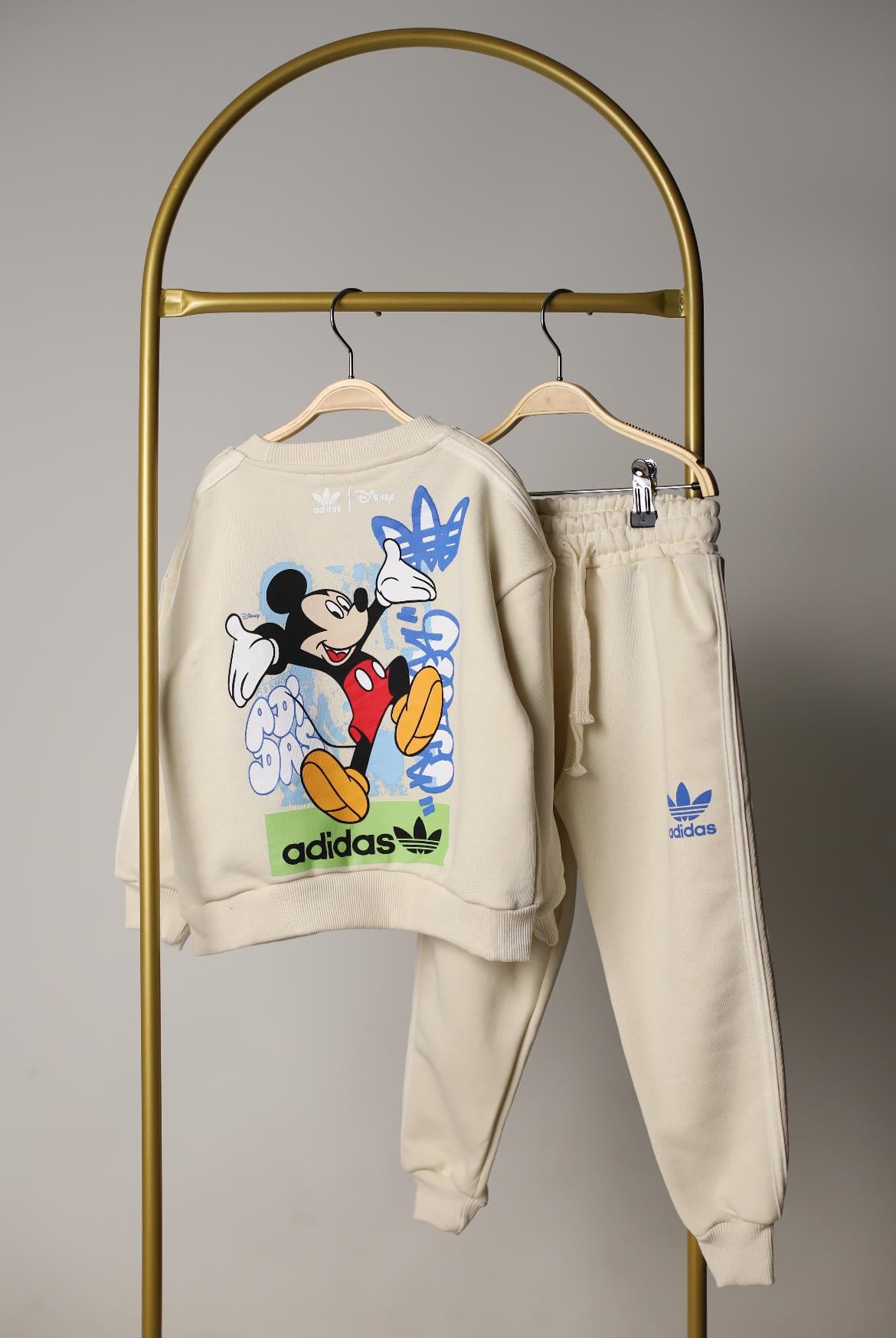 Sporcu Mickey Logo Detaylı Eşofman Takımı