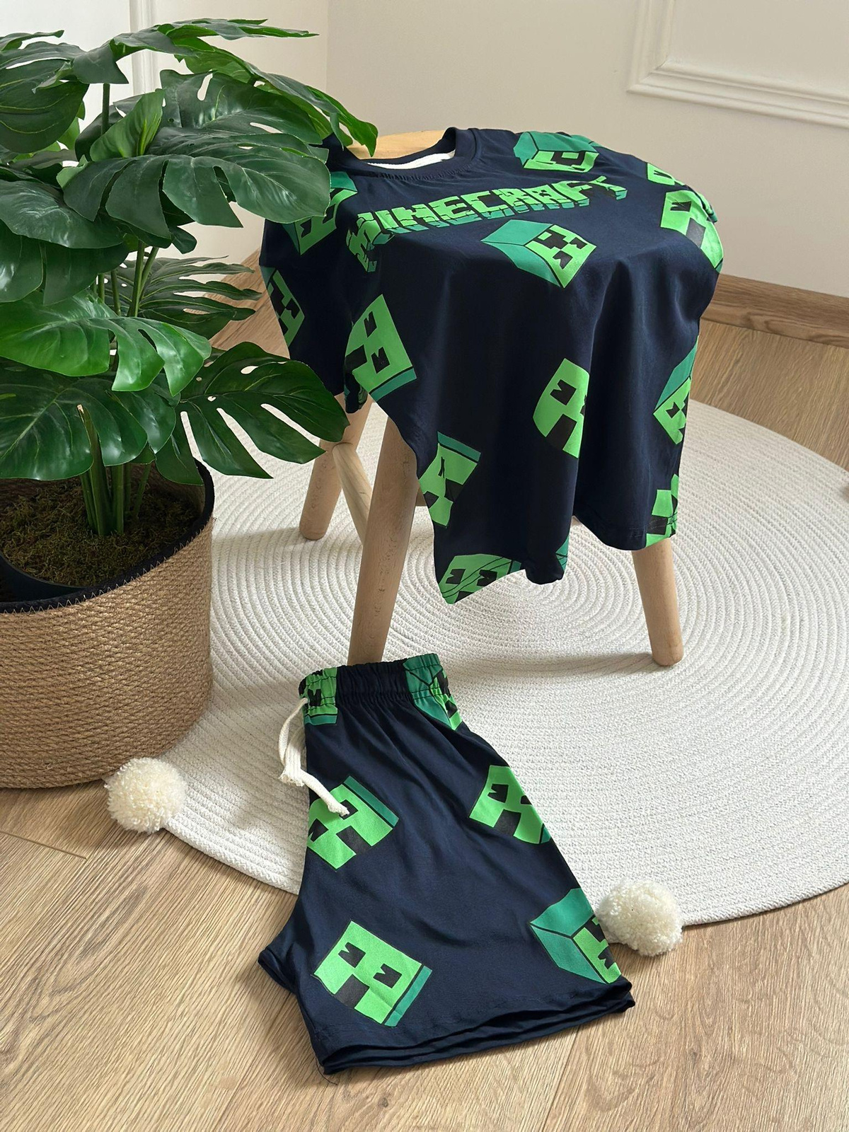 Yeşil Minecraft Şortlu Takım