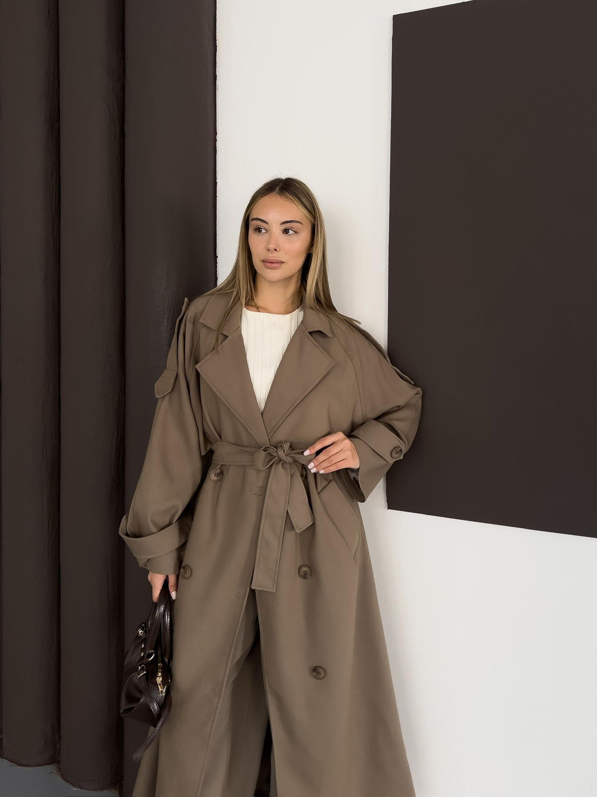 Charlotte Trench - Haki