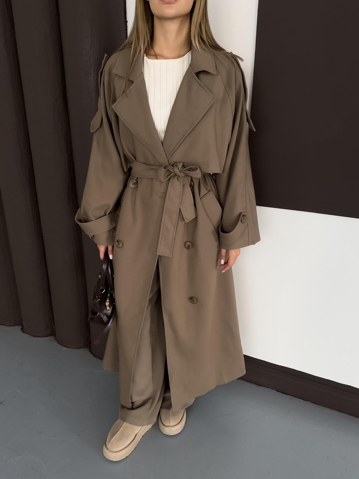 Charlotte Trench - Haki
