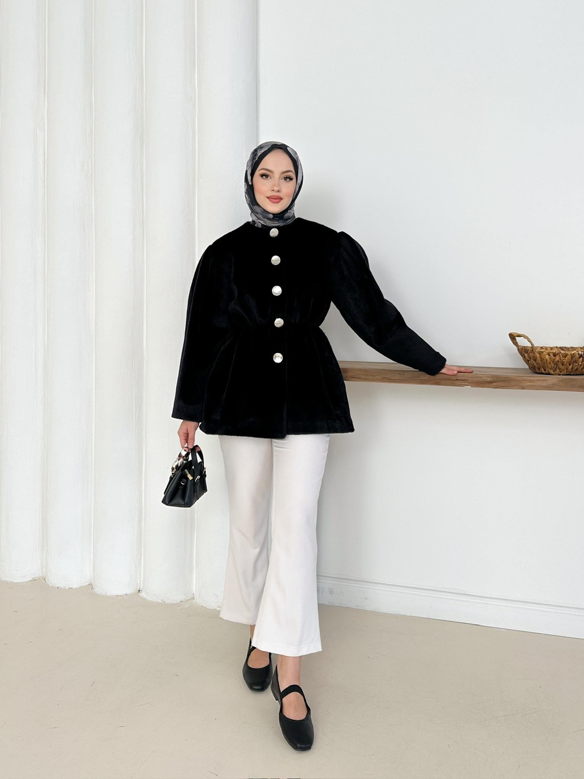 Elettra Kürklü Kaban - Siyah