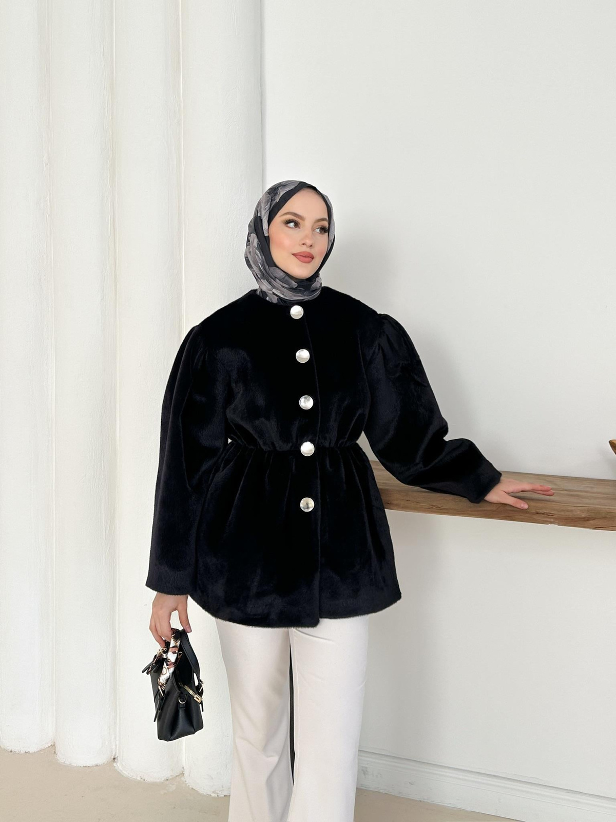 Elettra Kürklü Kaban - Siyah