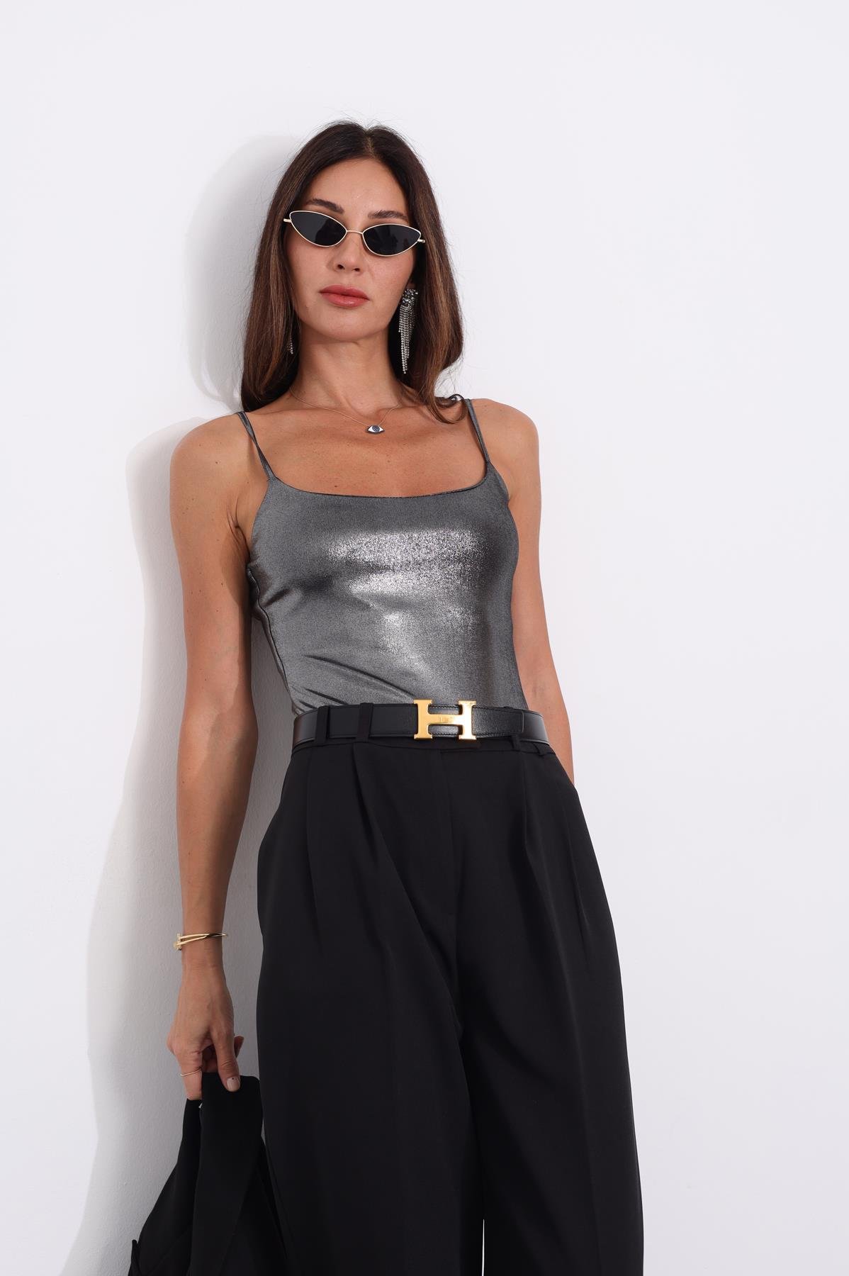 Antrasit Ayarlanabilir Askılı Parlak Bodysuit 3311