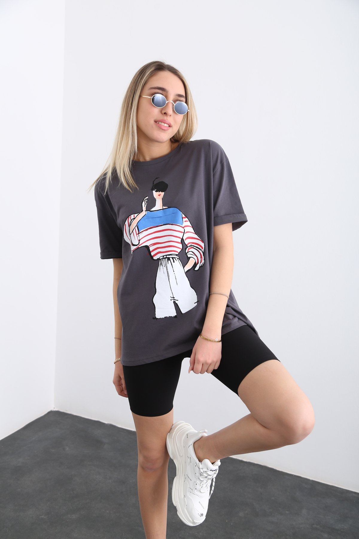 Antrasit Kadın Baskılı Tshirt 7664