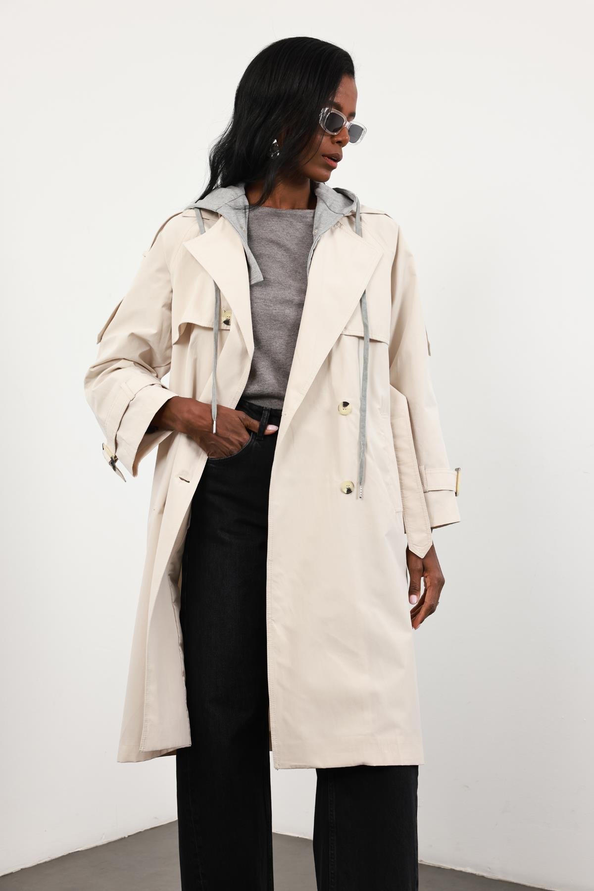 Bej Çıkarılabilir Kapüşonlu Trençkot 87109