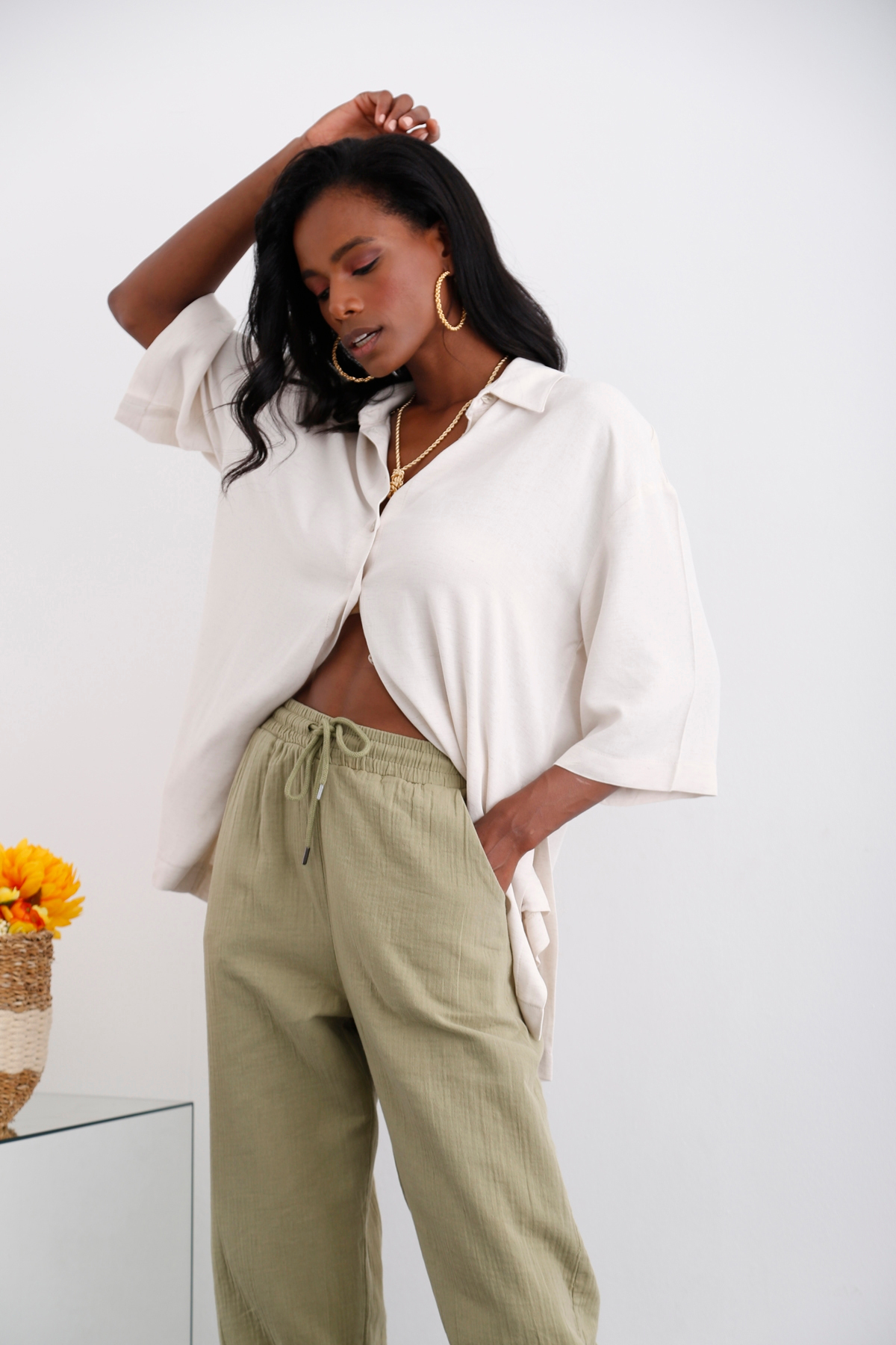 Bej Yırtmaçlı Oversize Gömlek 4619