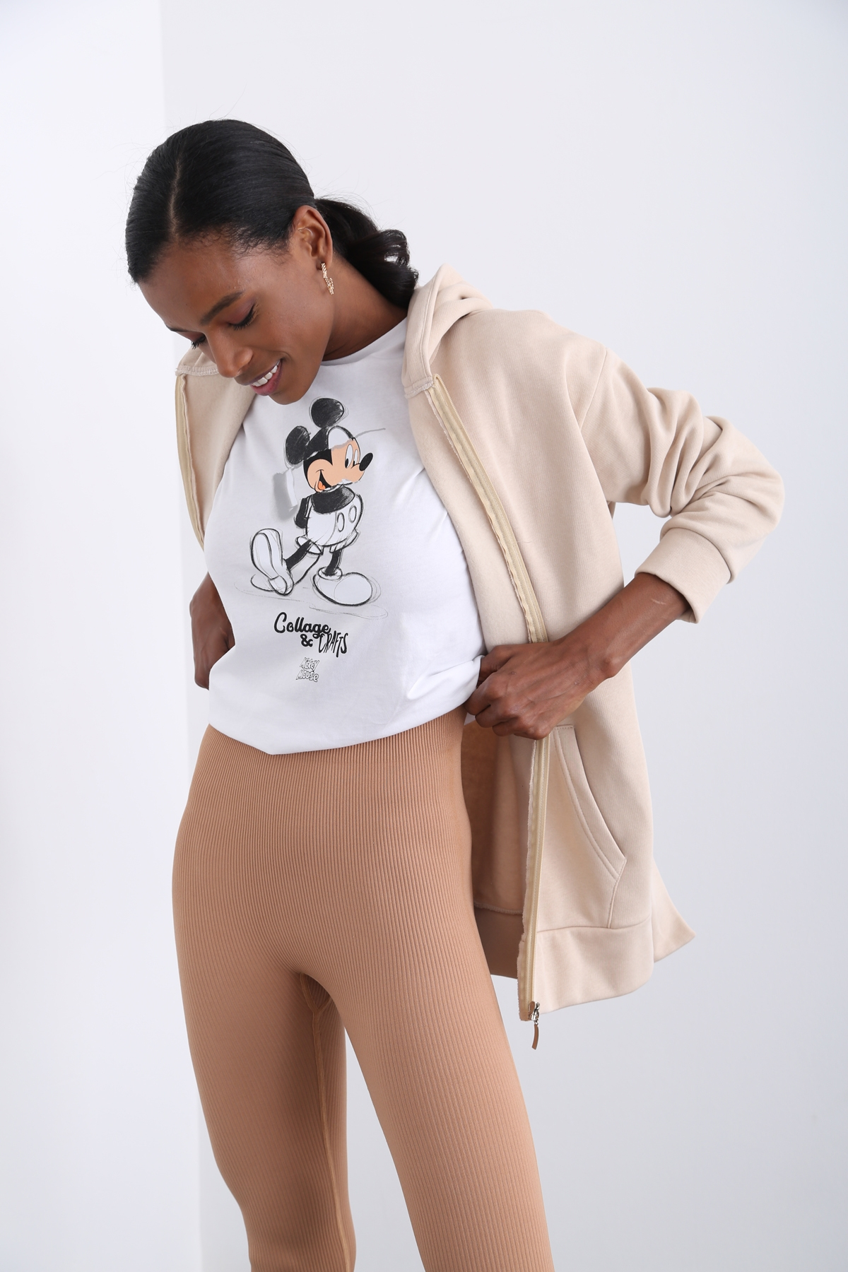 Beyaz Mickey Mouse Baskılı Tshirt 7486
