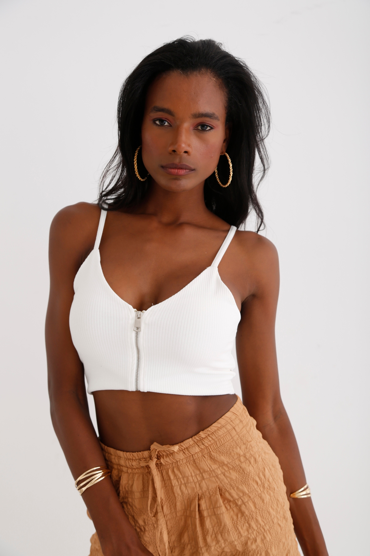 Beyaz Önü Fermuarlı Crop 3792